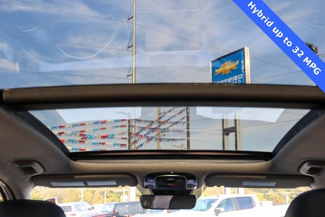 Used 2021 Hyundai Santa Fe Limited w/ Cargo Package image 11