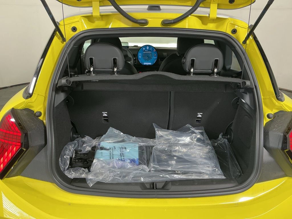 New 2026 MINI Cooper S image 25