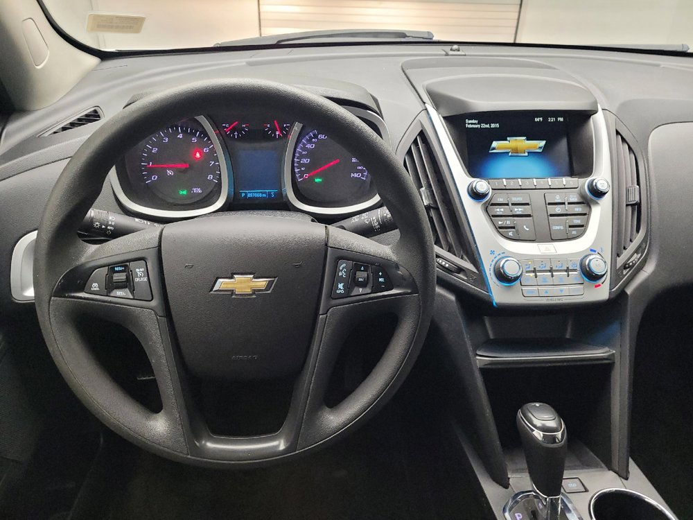 Used 2017 Chevrolet Equinox LS FWD image 22