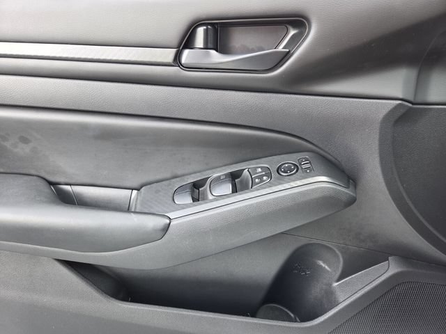 Used 2024 Nissan Altima 2.5 S FWD image 24