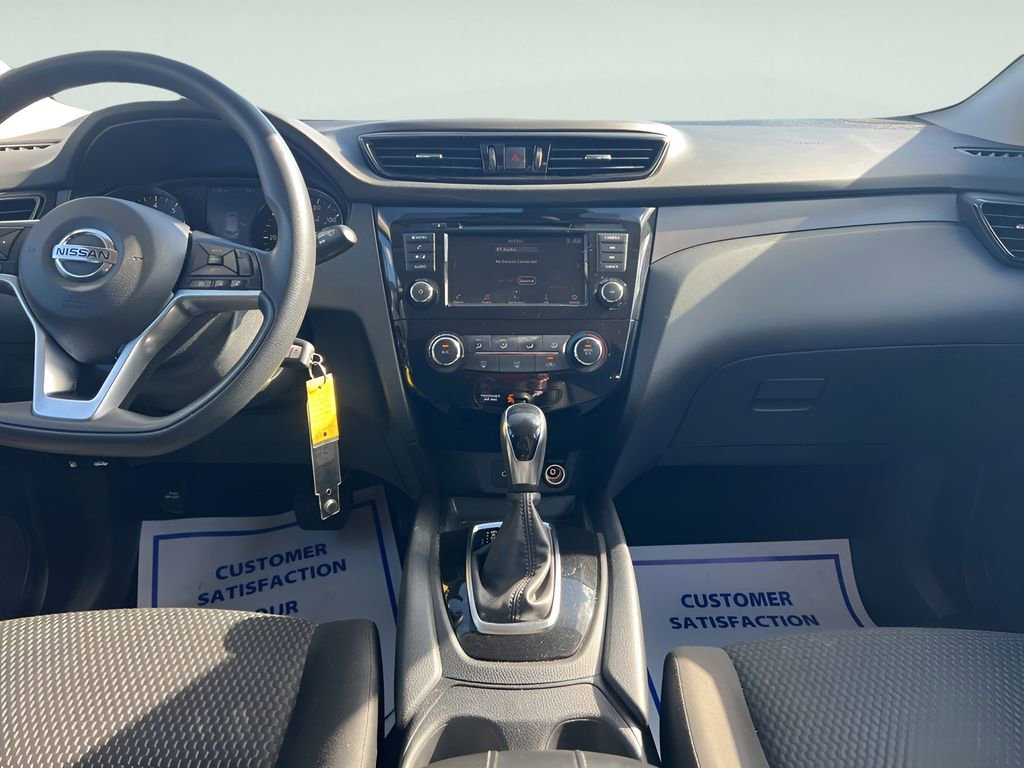 Used 2021 Nissan Rogue Sport S image 14