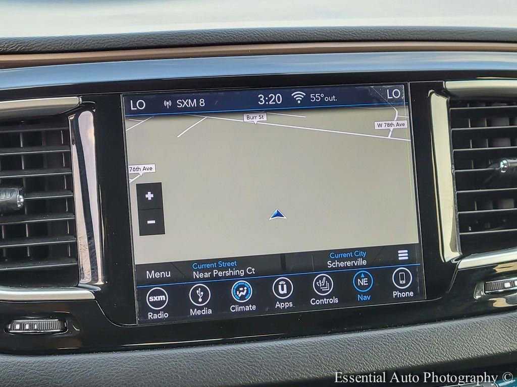 Used 2019 Chrysler Pacifica Touring-L w/ Advanced Safetytec Group image 21