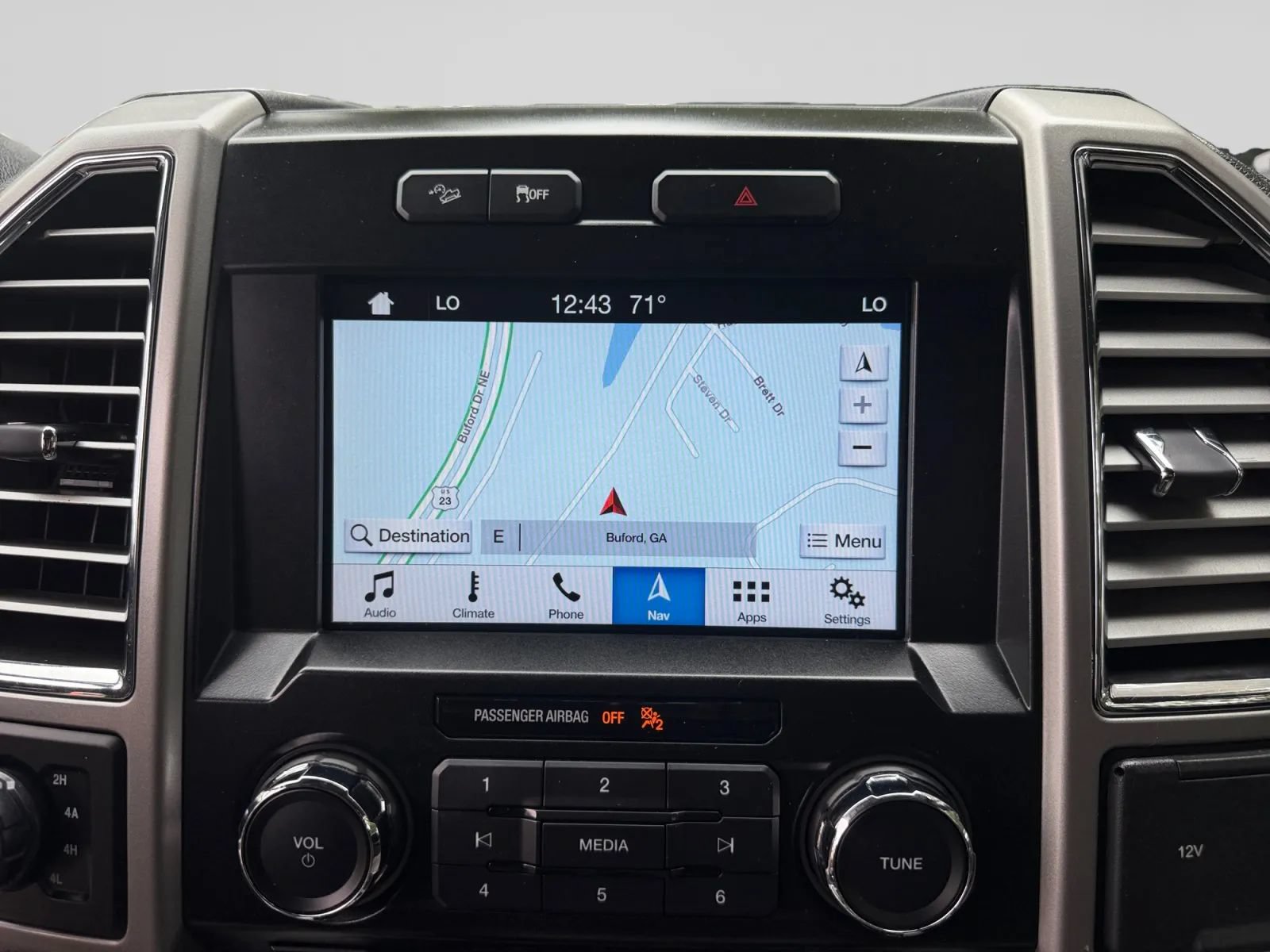 Used 2016 Ford F150 Lariat AWD/4WD image 19