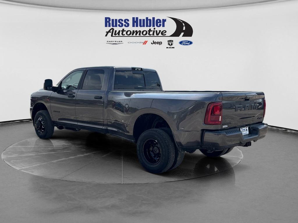 New 2026 RAM 3500 Big Horn AWD/4WD image 3