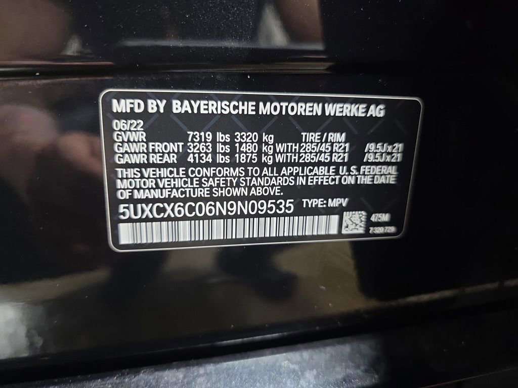 Used 2022 BMW X7 M50i w/ Dynamic Handling Package image 34