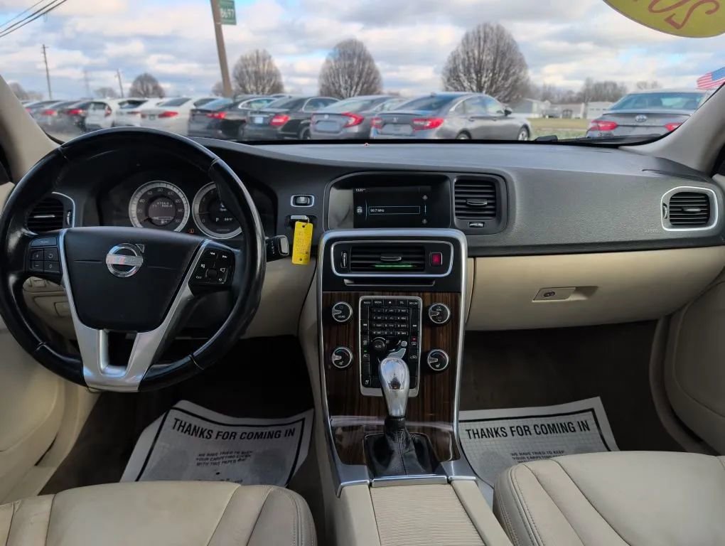 Used 2013 Volvo S60 T5 image 17