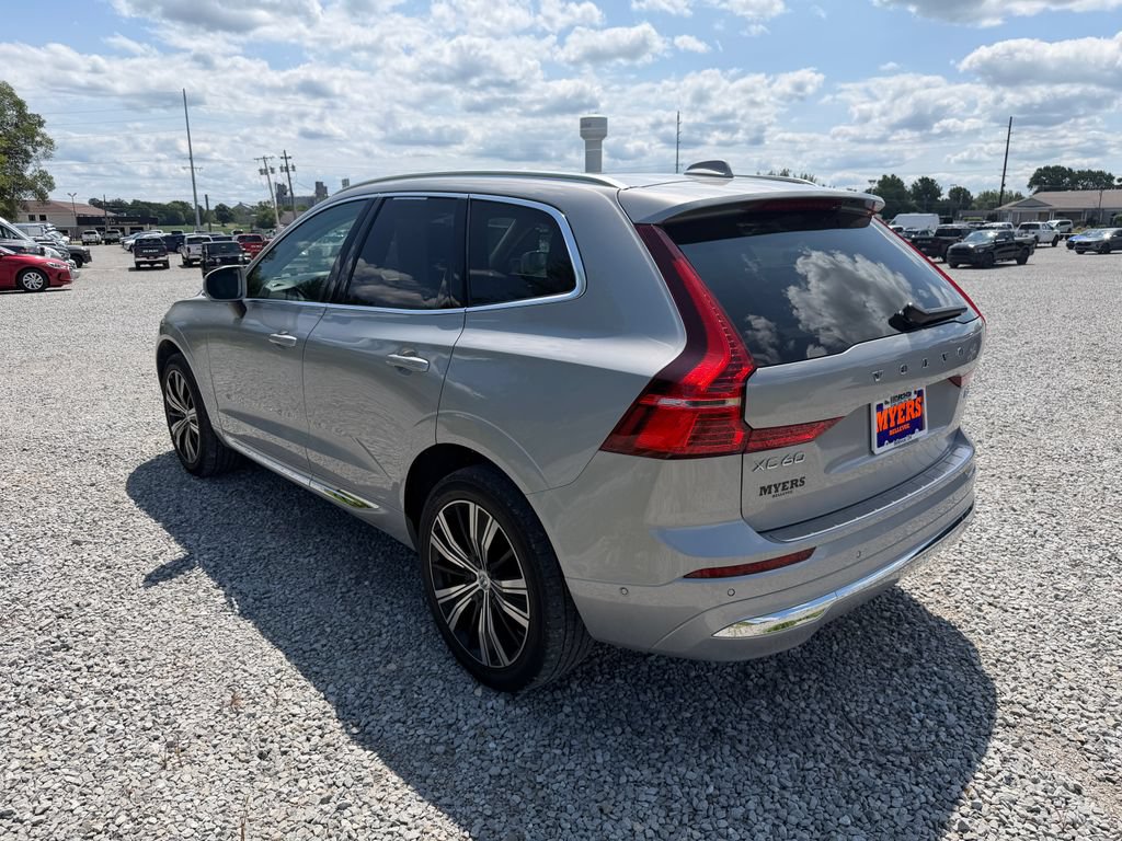 Used 2023 Volvo XC60 B5 Plus AWD/4WD image 21