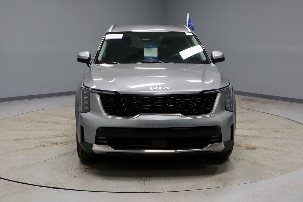 Used 2025 Kia Sorento EX image 8