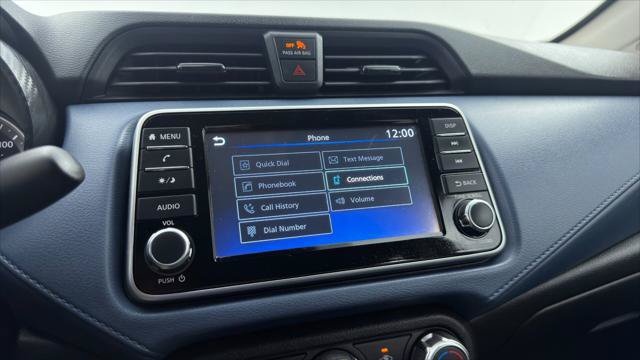 Used 2025 Nissan Versa SV FWD image 31