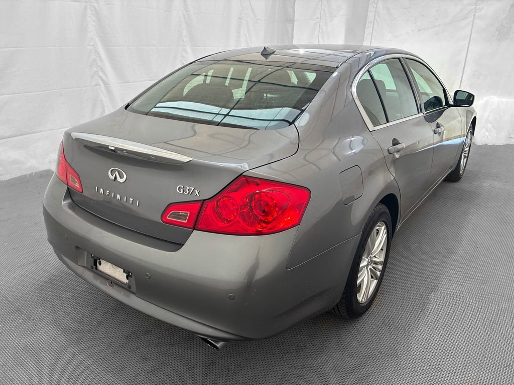 Used 2011 INFINITI G37 x Sedan w/ Premium Pkg AWD/4WD image 6
