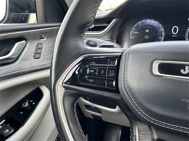 Used 2021 Jeep Grand Cherokee L Overland w/ Luxury Tech Group IV image 24