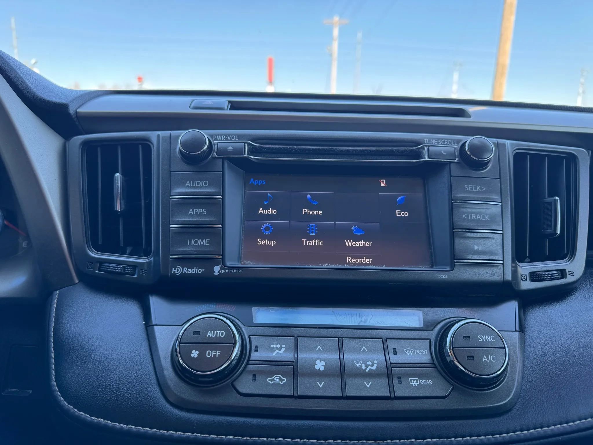 Used 2015 Toyota RAV4 XLE image 36