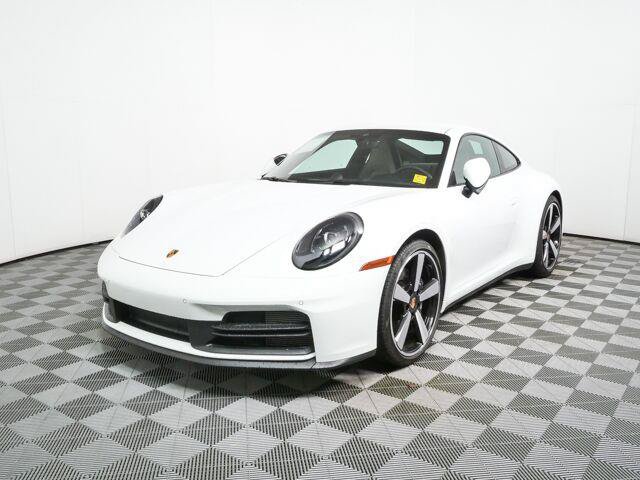 Used 2025 Porsche 911 Carrera RWD image 26