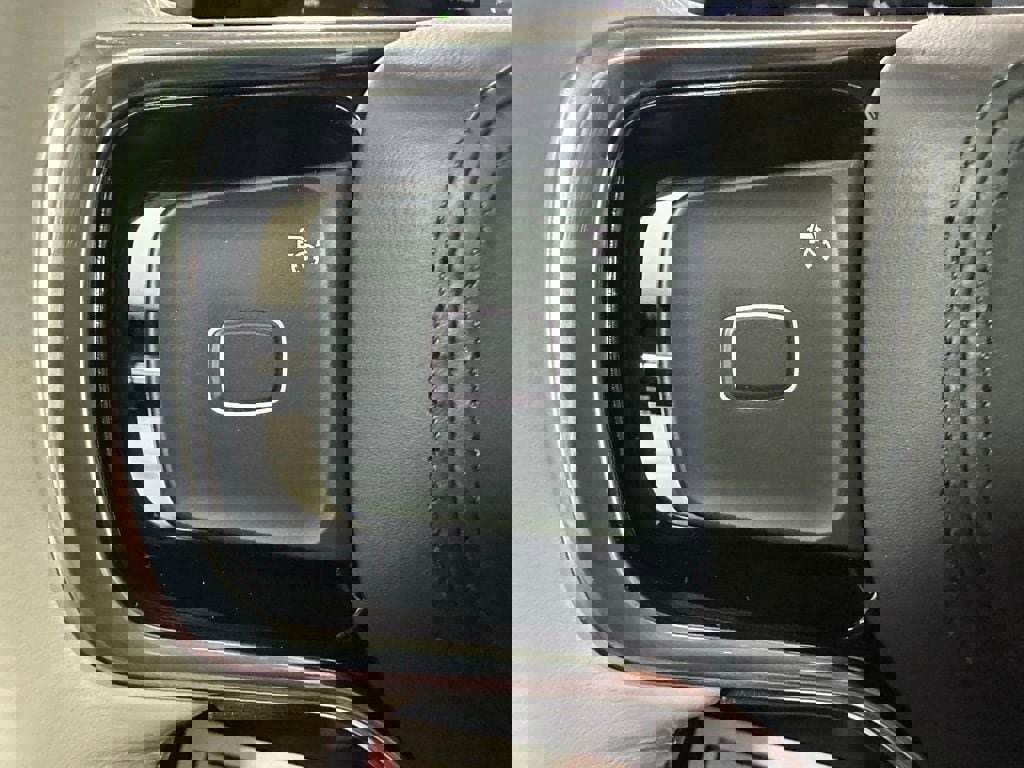 Used 2025 Lincoln Navigator L Reserve image 19