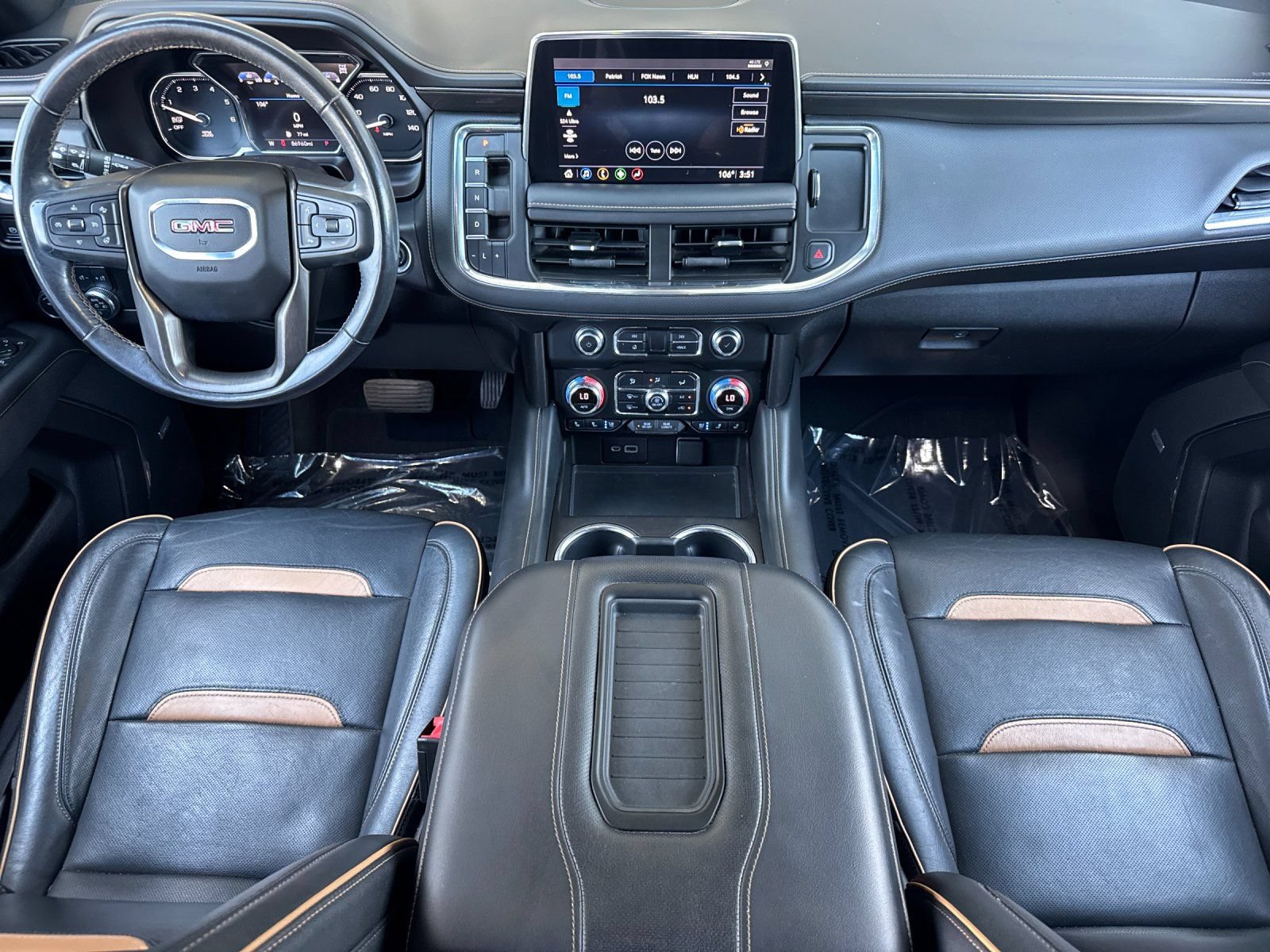 Used 2021 GMC Yukon AT4 AWD/4WD image 15