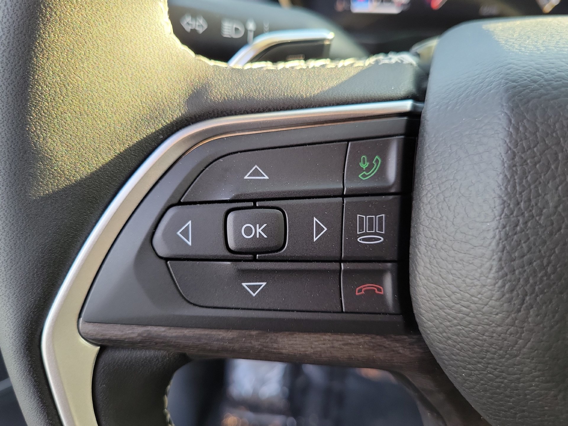 New 2026 Jeep Grand Cherokee Limited AWD/4WD image 5