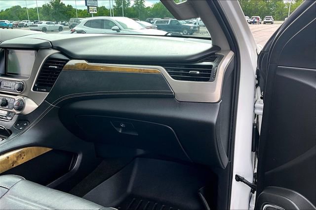 Used 2017 GMC Yukon Denali w/ Open Road Package AWD/4WD image 27