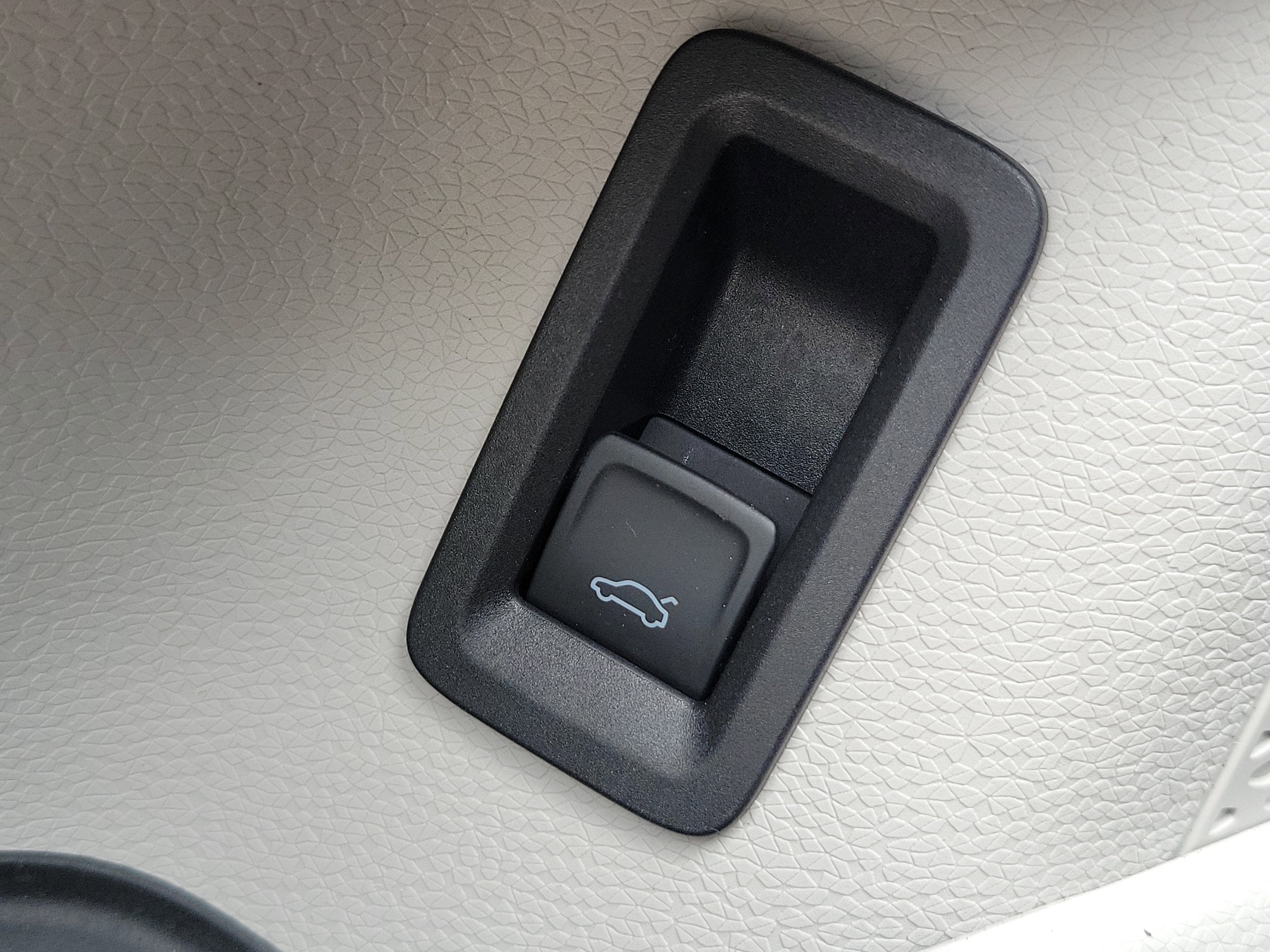 Used 2025 Volkswagen ID. Buzz 1st Edition image 20