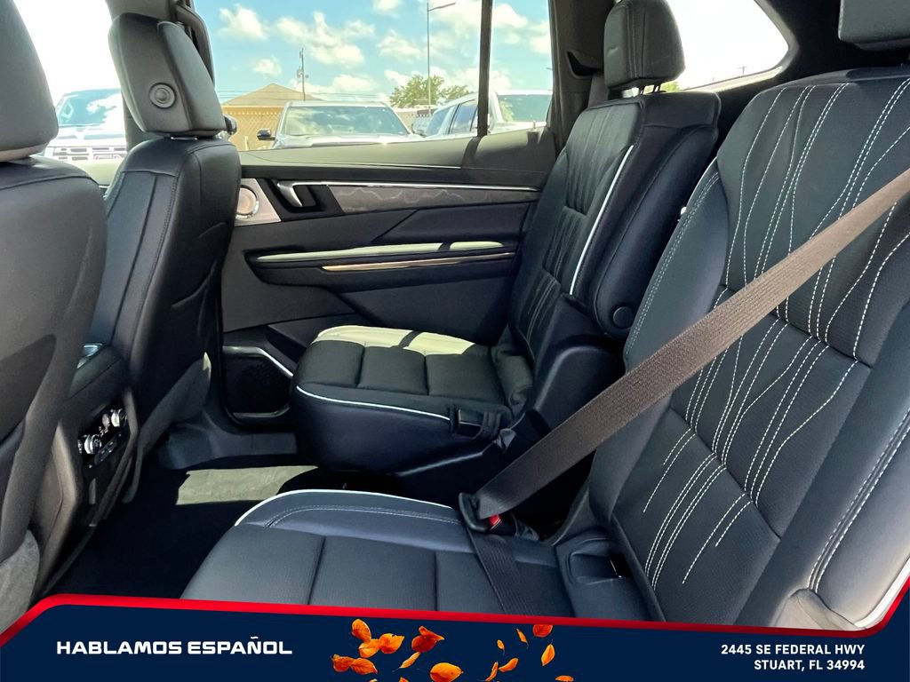 New 2026 Buick Enclave Avenir w/ Super Cruise Package AWD/4WD image 12