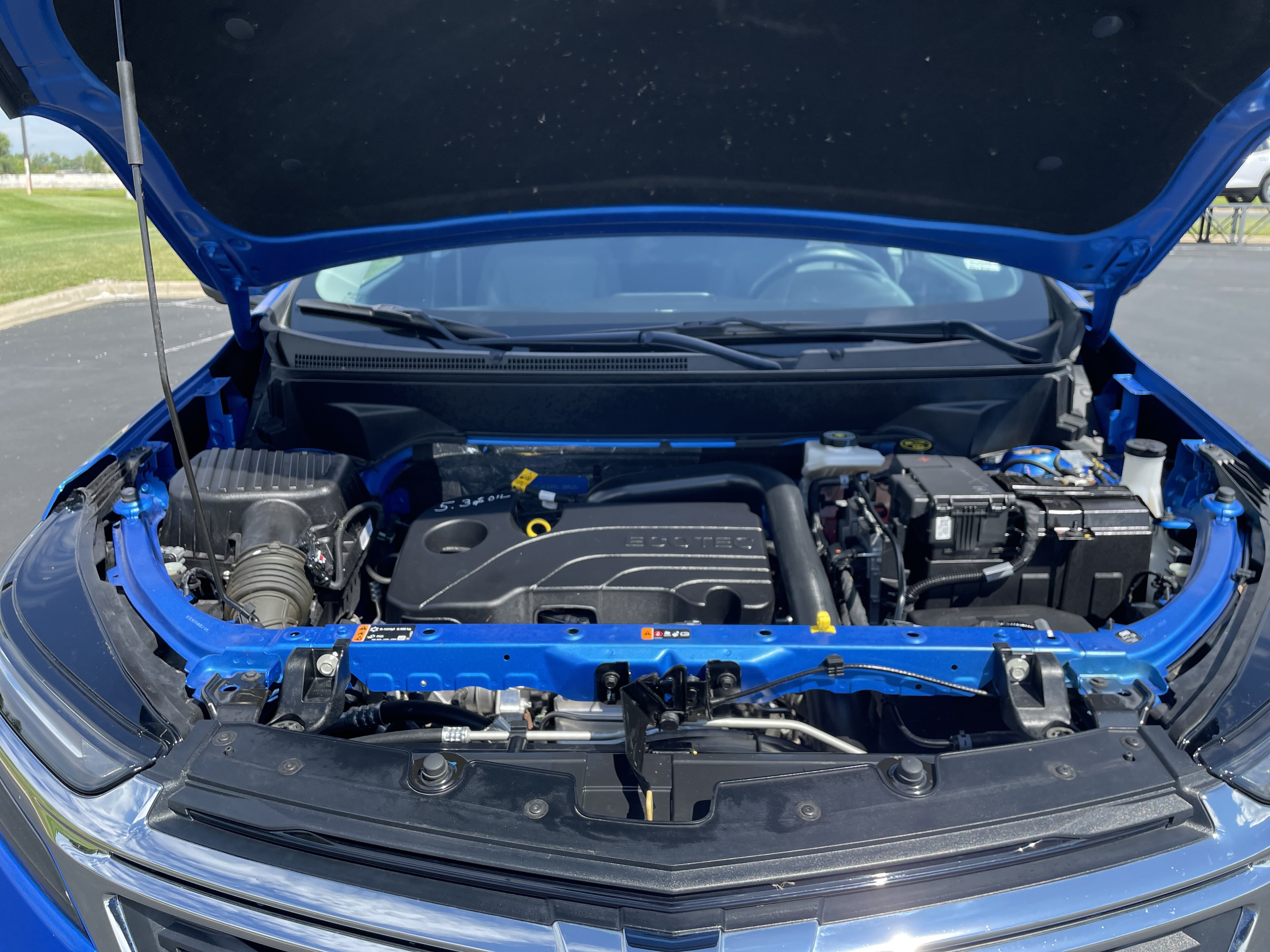 Used 2024 Chevrolet Equinox LT AWD/4WD image 25