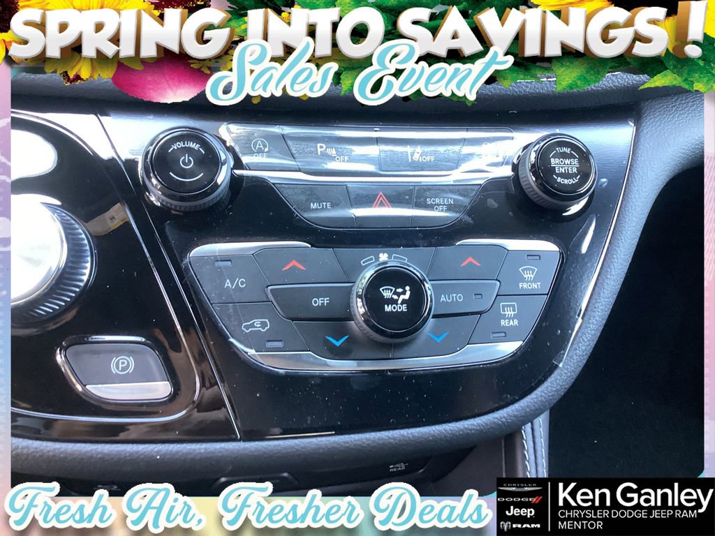 New 2026 Chrysler Pacifica Limited w/ Uconnect Theater Family Group image 12