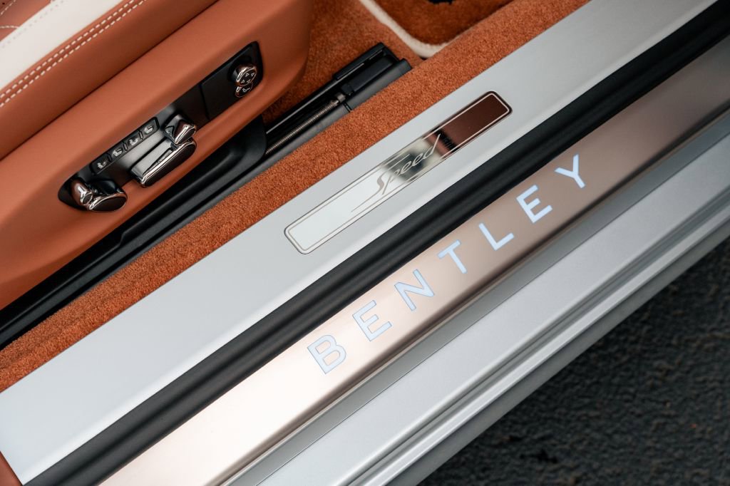 Used 2022 Bentley Continental GT Speed image 34