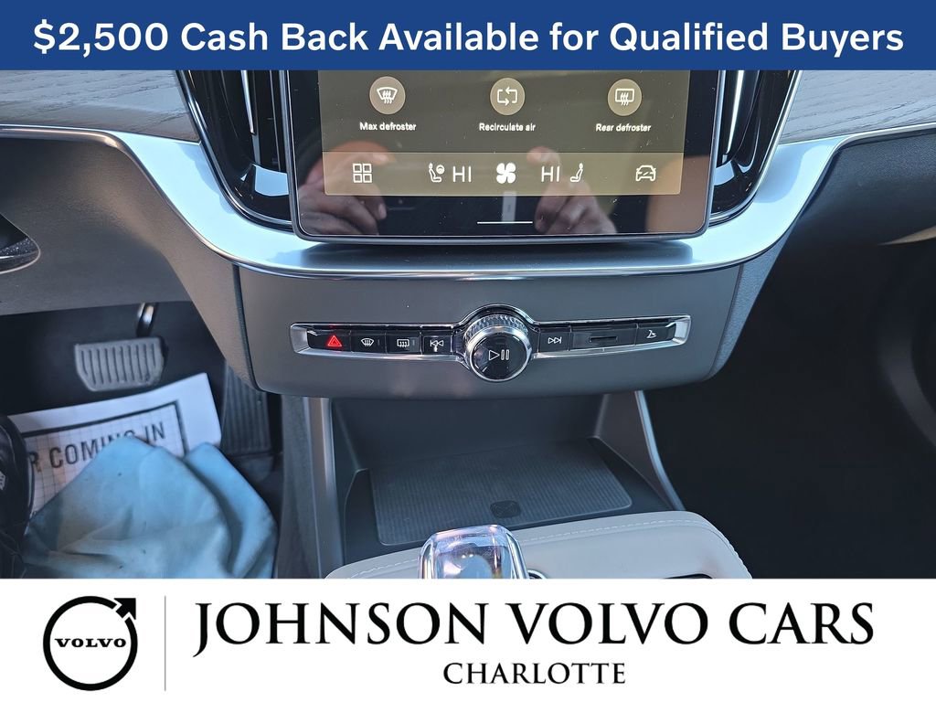 New 2026 Volvo XC90 B6 Ultra w/ Lounge Package image 23