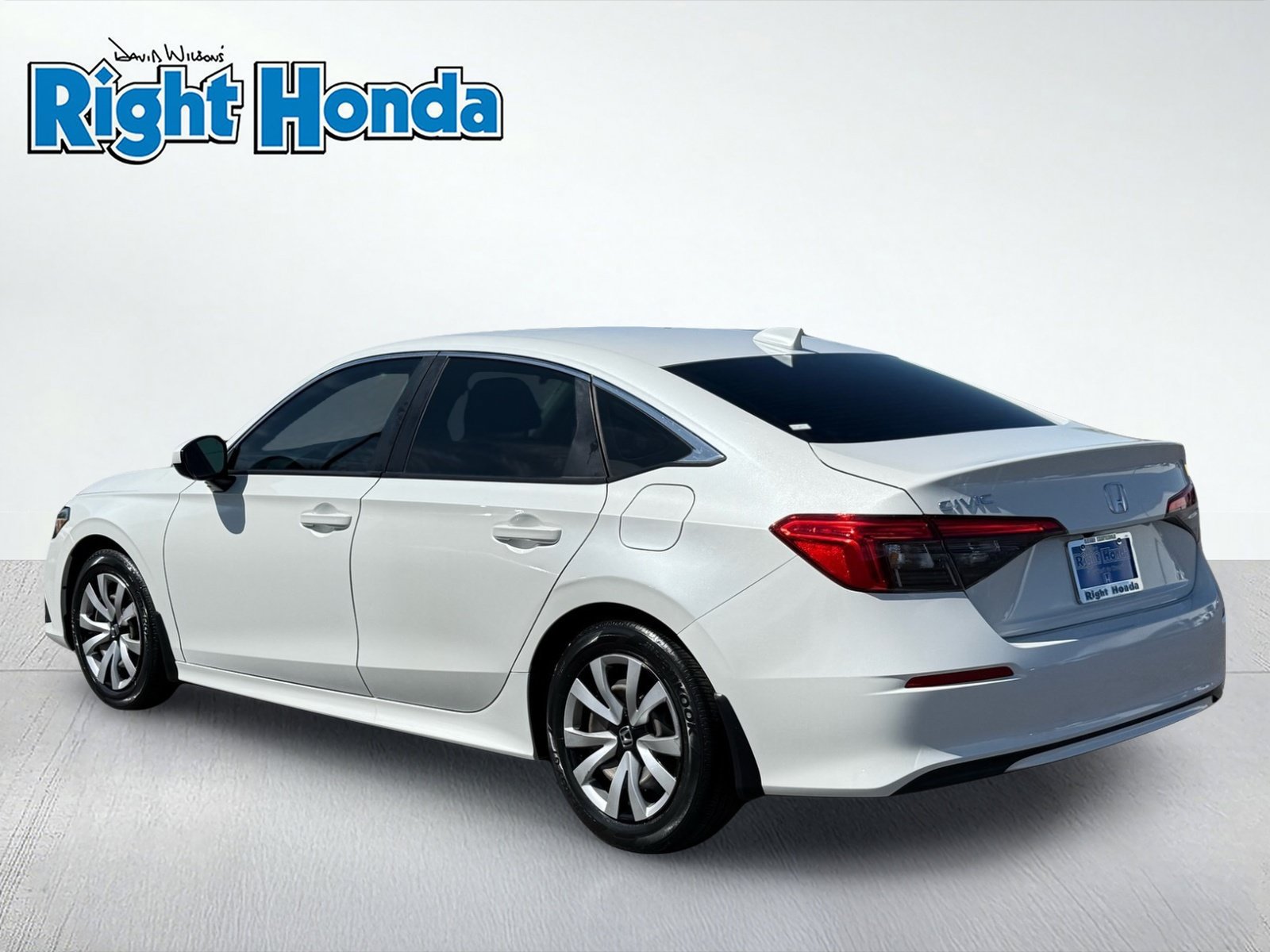 Used 2023 Honda Civic LX image 4