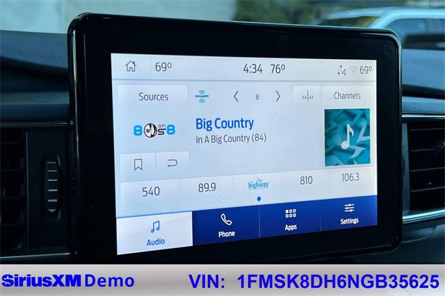 Used 2022 Ford Explorer XLT w/ Equipment Group 202A image 38