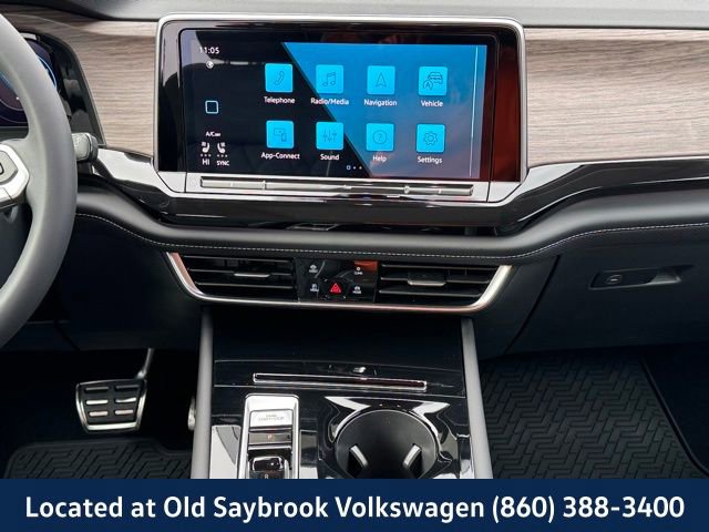 New 2025 Volkswagen Atlas SEL Premium R-Line image 16