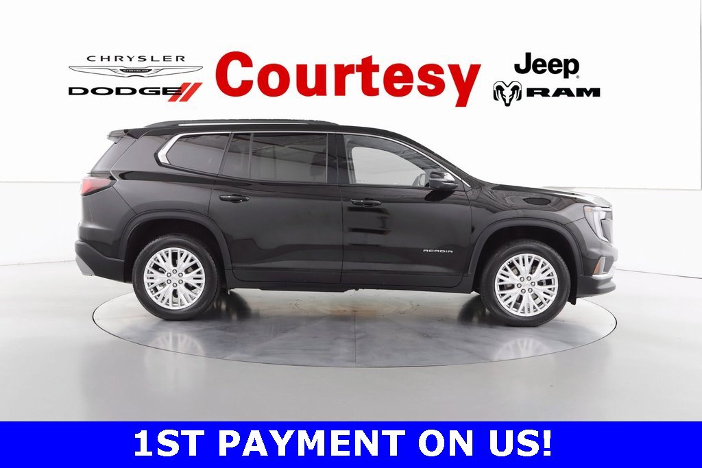 Used 2024 GMC Acadia Elevation w/ LPO, Floor Liner Package image 4