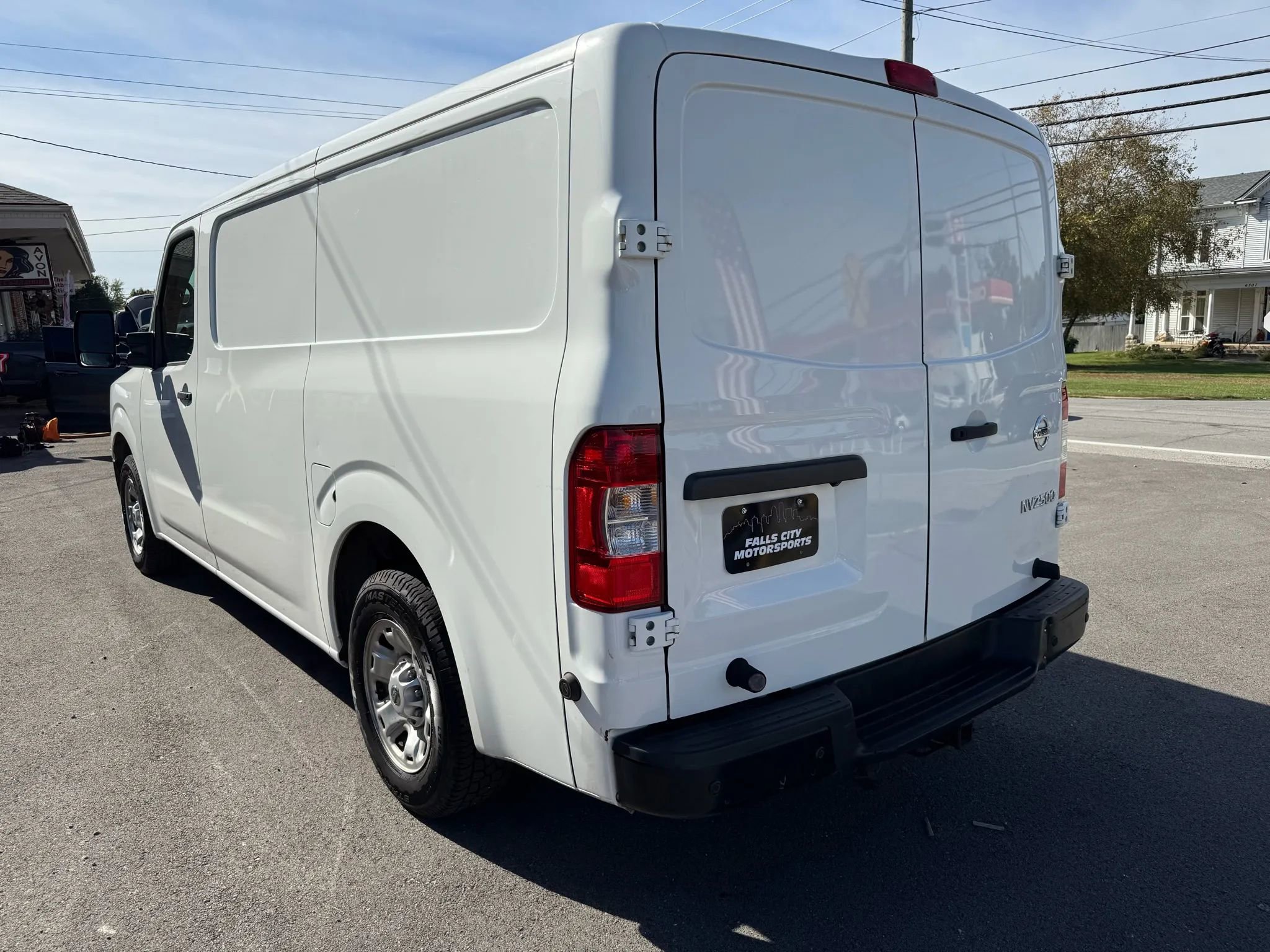 Used 2019 Nissan NV 2500 SV image 10