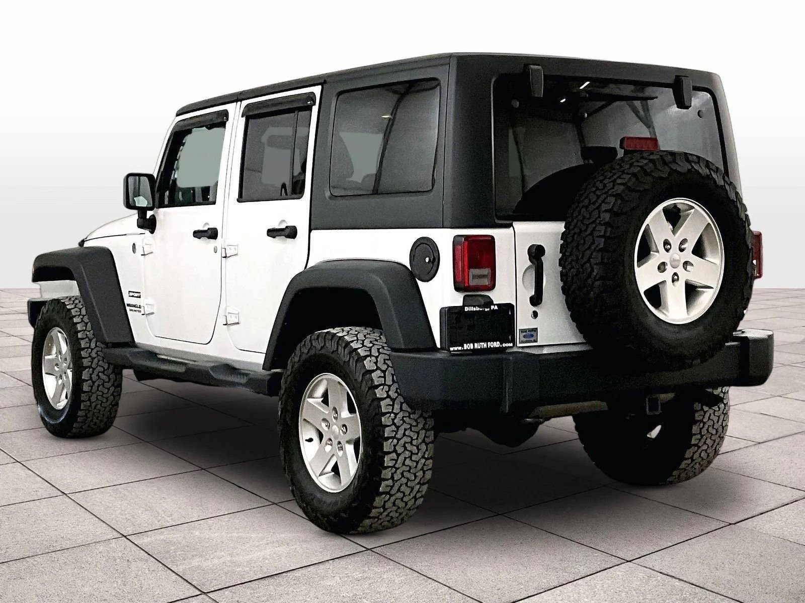 Used 2014 Jeep Wrangler Unlimited Sport w/ Quick Order Package 24S AWD/4WD image 11