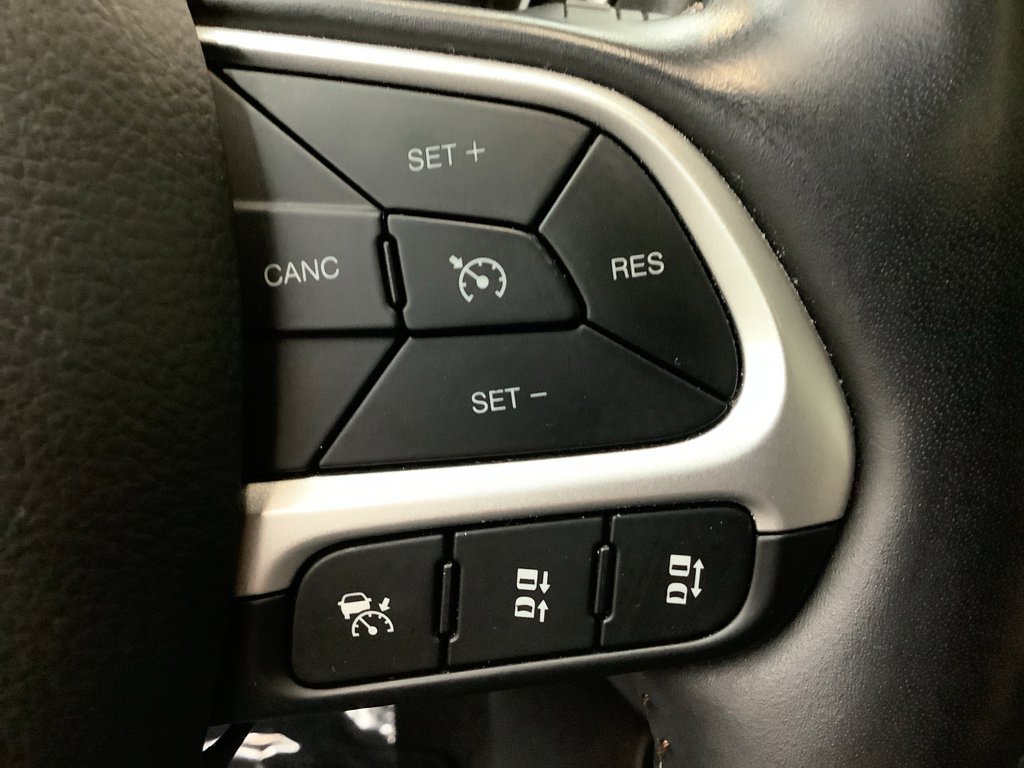 Used 2021 Jeep Compass Limited w/ Sun and Sound Group image 18