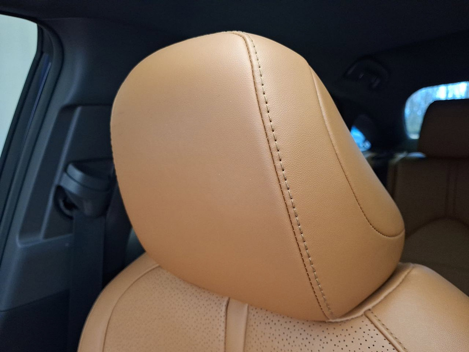 Used 2022 Toyota Avalon Limited w/ Advanced Safety Package image 21