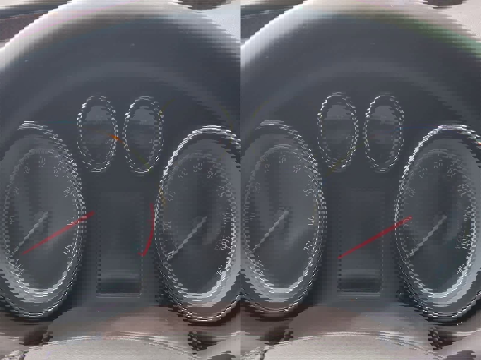 Used 2013 Buick Regal Premium image 30