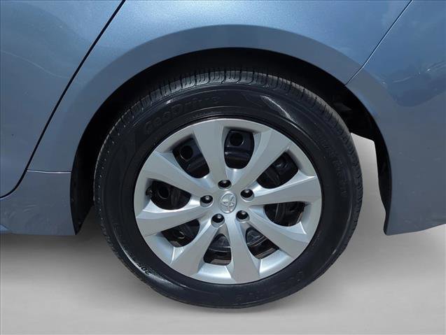 Certified 2022 Toyota Corolla LE image 9
