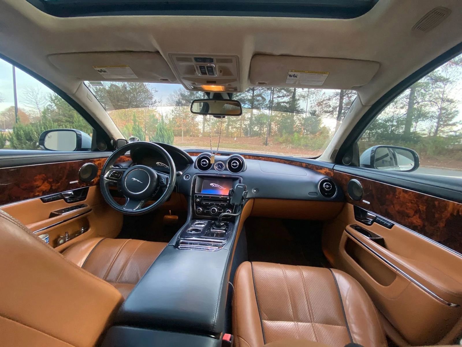 Used 2011 Jaguar XJ L Supercharged image 13