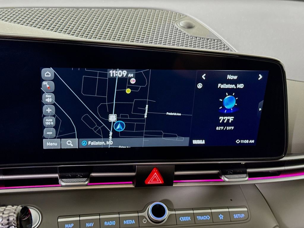 Used 2024 Hyundai Elantra SEL FWD image 6