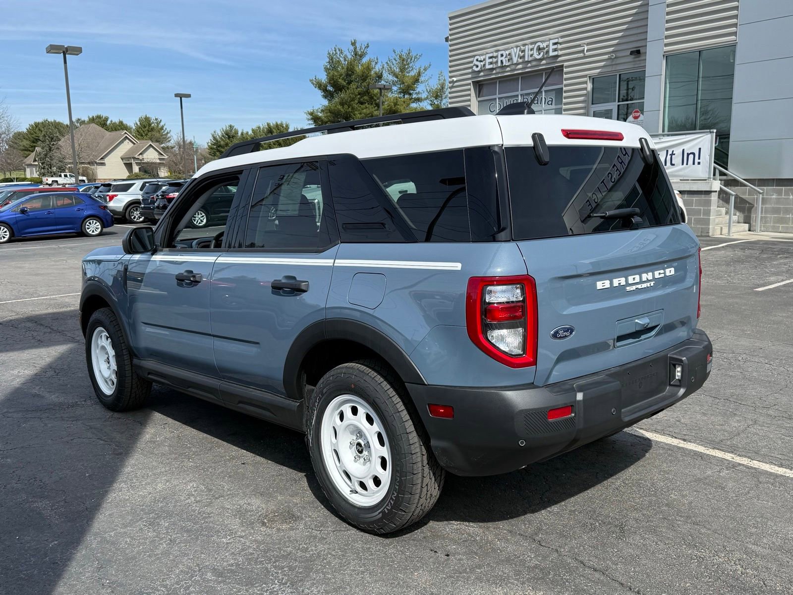 New 2025 Ford Bronco Sport Heritage w/ Convenience Package AWD/4WD image 4