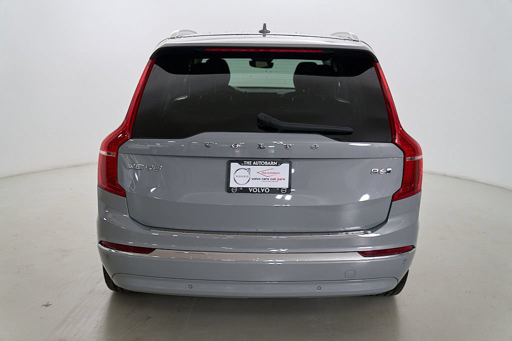Certified 2025 Volvo XC90 B6 Plus AWD/4WD image 8