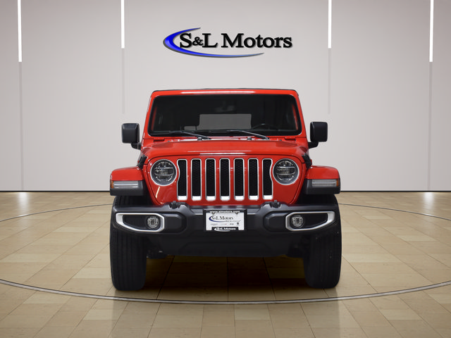 Used 2022 Jeep Wrangler Unlimited Sahara w/ Dual Top Group AWD/4WD image 2
