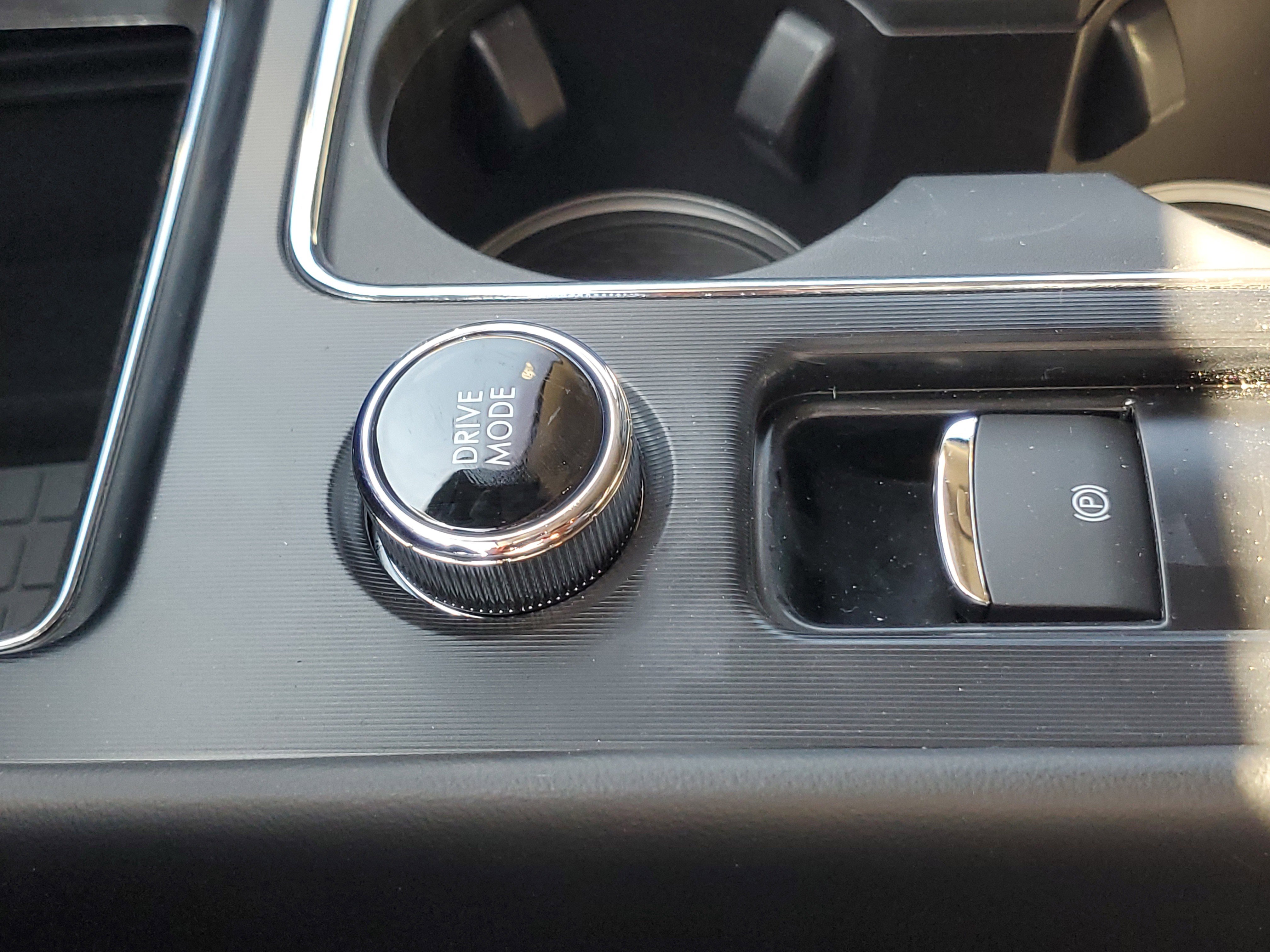 New 2025 Lincoln Corsair Reserve w/ Equipment Group 202A image 25