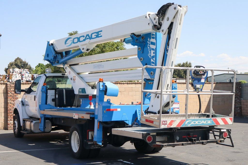 Used 2019 Ford F650 2WD Regular Cab Super Duty image 5