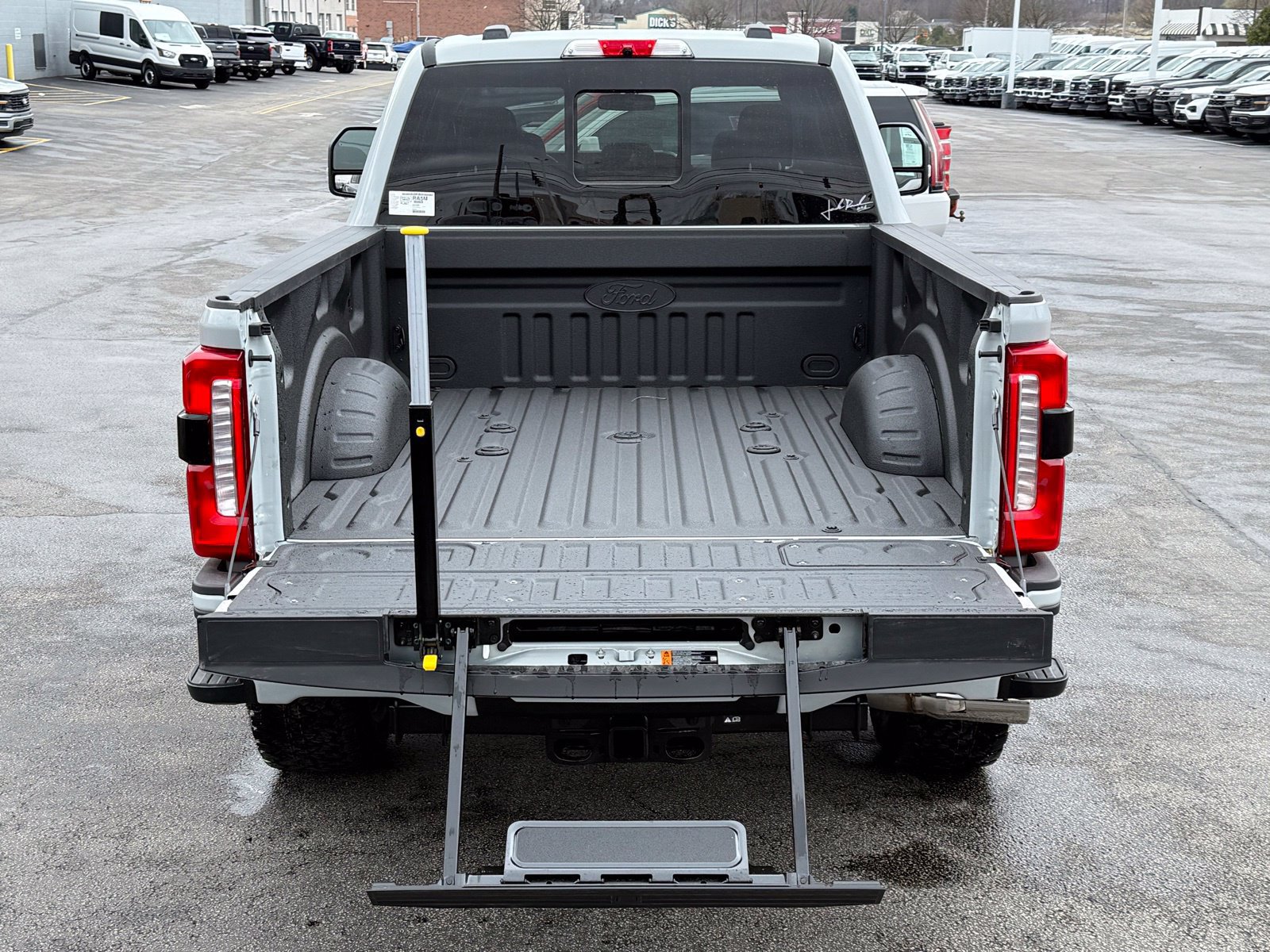 New 2026 Ford F250 Lariat w/ Black Appearance Package AWD/4WD image 40