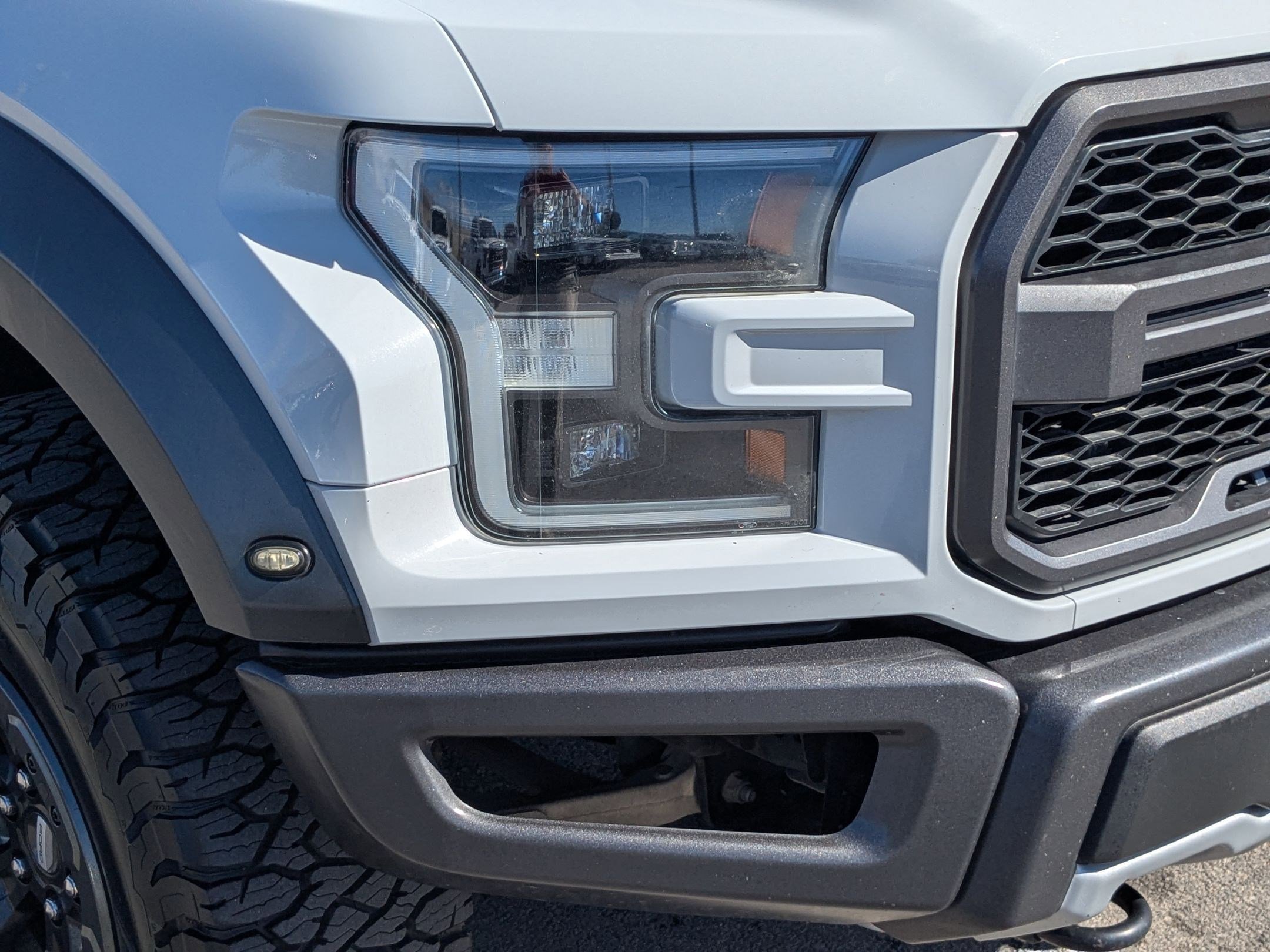 Used 2017 Ford F150 Raptor w/ Equipment Group 802A Luxury image 10