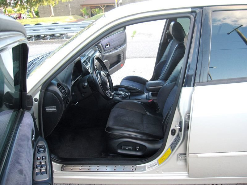 Used 2002 Lexus IS 300 RWD image 17