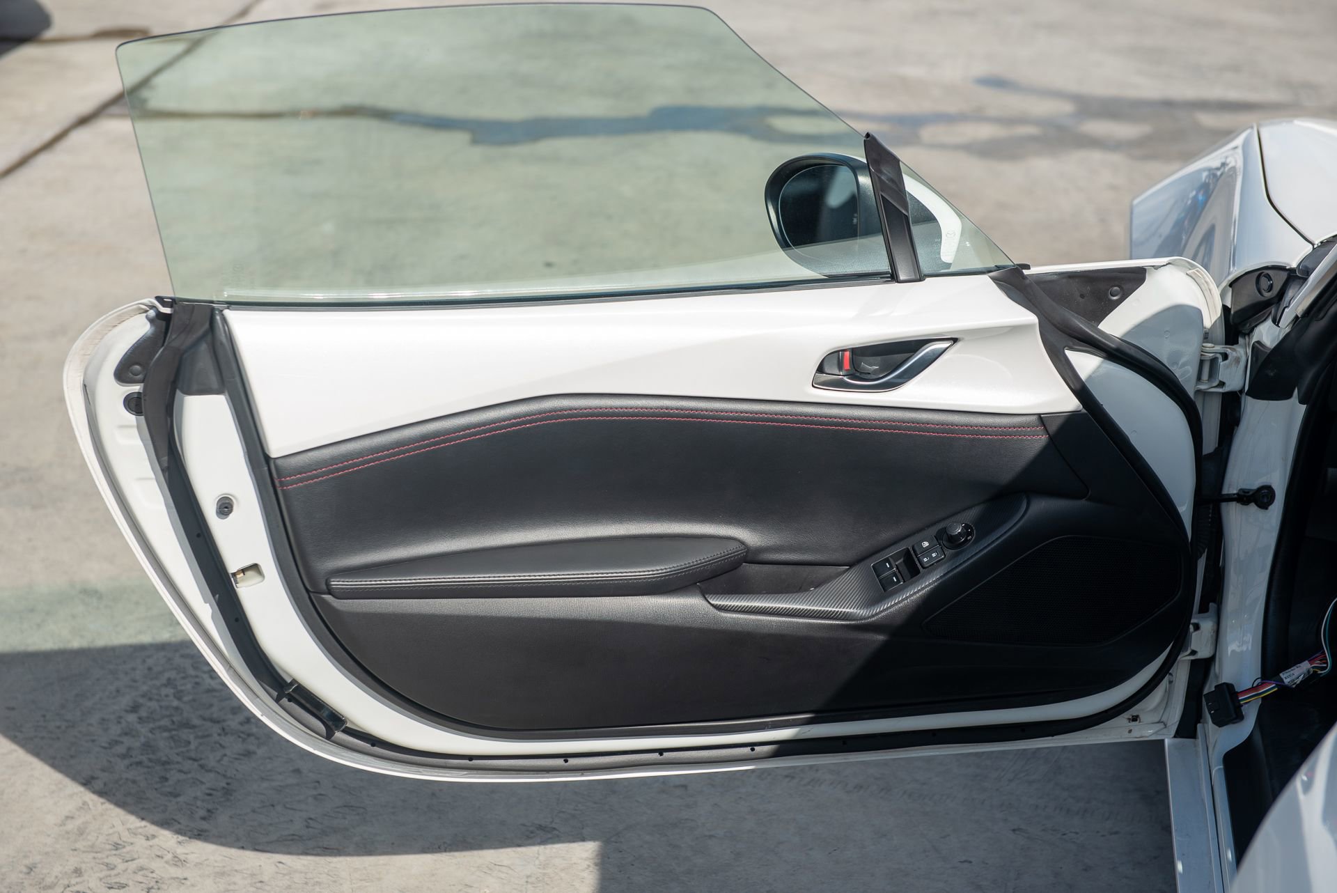 Used 2018 MAZDA MX-5 Miata RF Grand Touring image 43