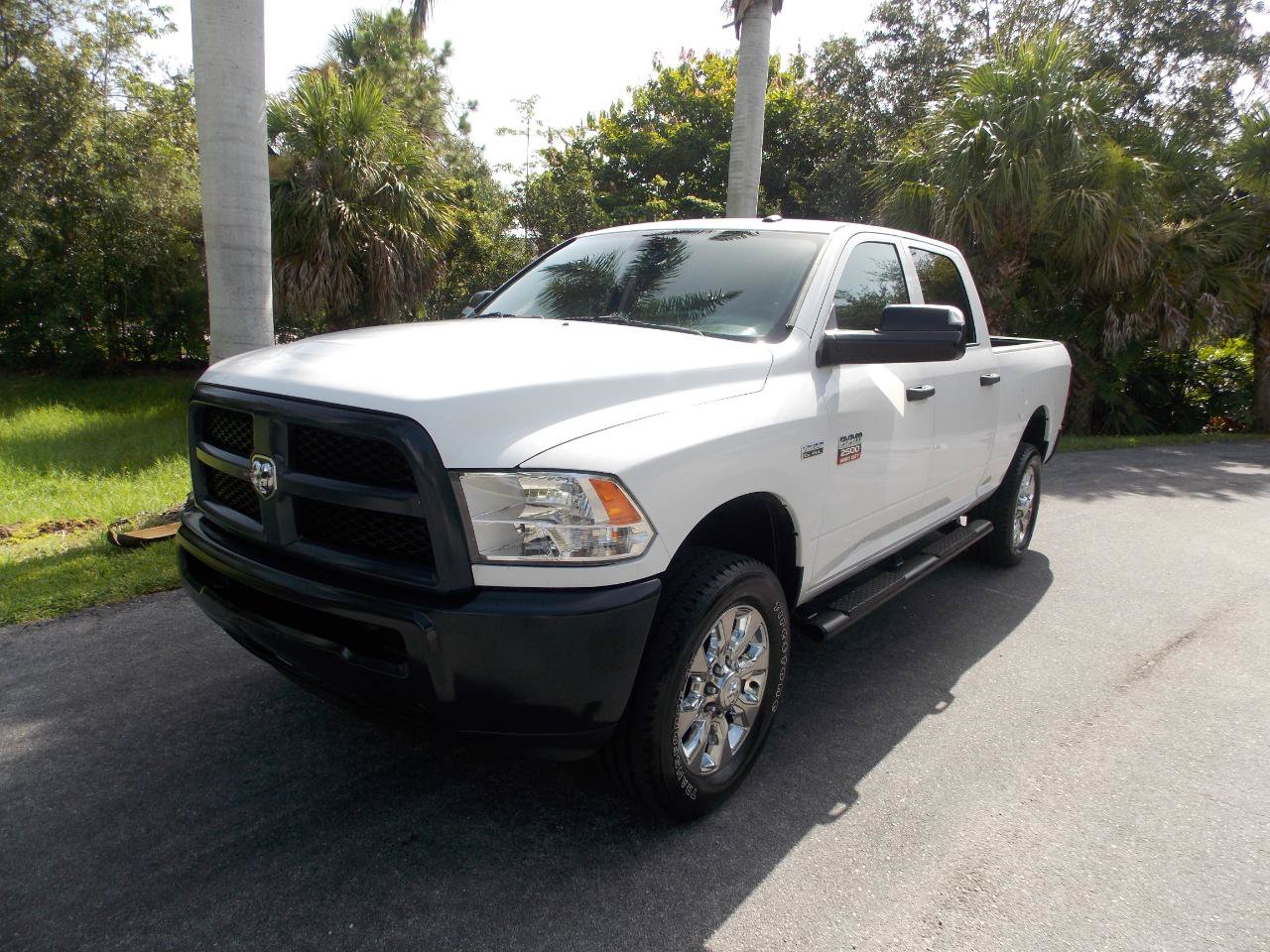 Used 2017 RAM 2500 Tradesman w/ Popular Equipment Group AWD/4WD image 3