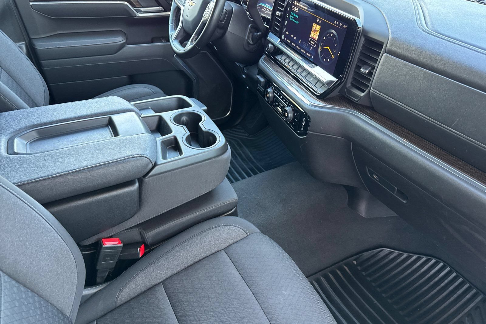 Certified 2025 Chevrolet Silverado 1500 LT RWD image 16